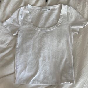 Aritzia Sunday Best White Scoop Neck Women's Top